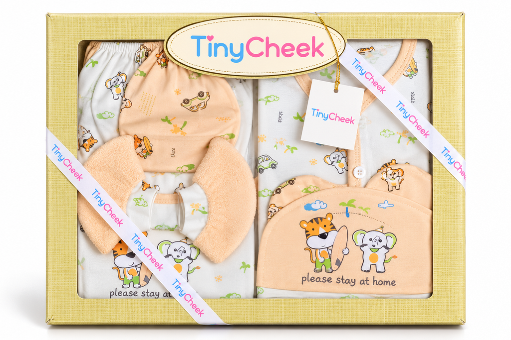 Baby Unisex Animal Print Gift Set